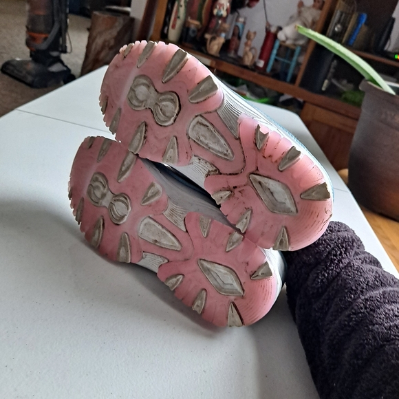 Avia Pink and silver Sneakers - Picture 5 of 7